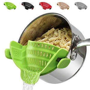Upgraded Clip on Pot Strainer Silicone Colander Hands-free Drainer Kitchen Gadgets, Heat Resistant for Pasta Spaghetti Meat Grease Fits Pots Pans Bowls, Green